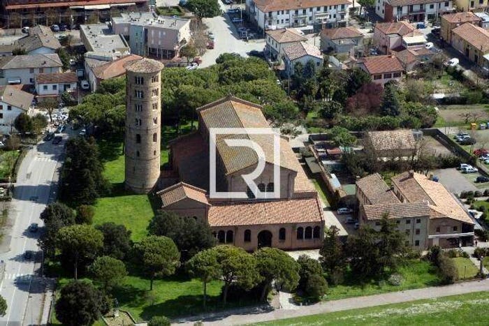 Casa con 6 locali in vendita in VIA G MORGAGNI, Classe, Ravenna