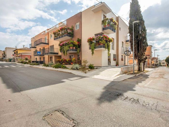 Appartamento bilocale in vendita in Via Daniele Manin, Frattocchie, Marino
