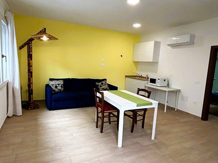 Appartamento bilocale in vendita in Via Trieste, San Simplicio, Olbia