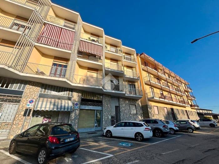 Appartamento trilocale in vendita in Via Ex Internati, Centro, Castellamonte