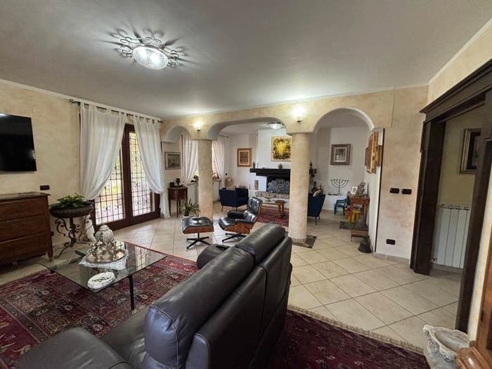 Casa con 6 locali in vendita in Via Casale, Tiboni, Ripa Teatina