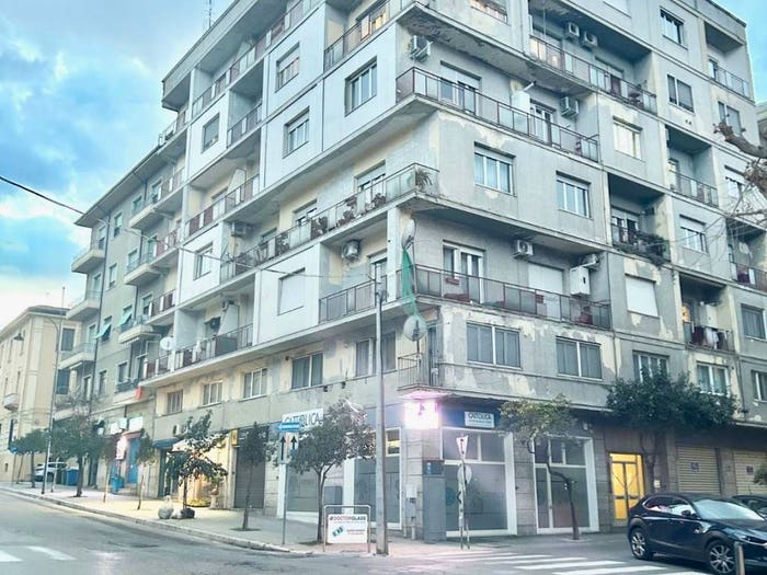 Appartamento quadrilocale in vendita in Via Monte Grappa, Centro, Cosenza