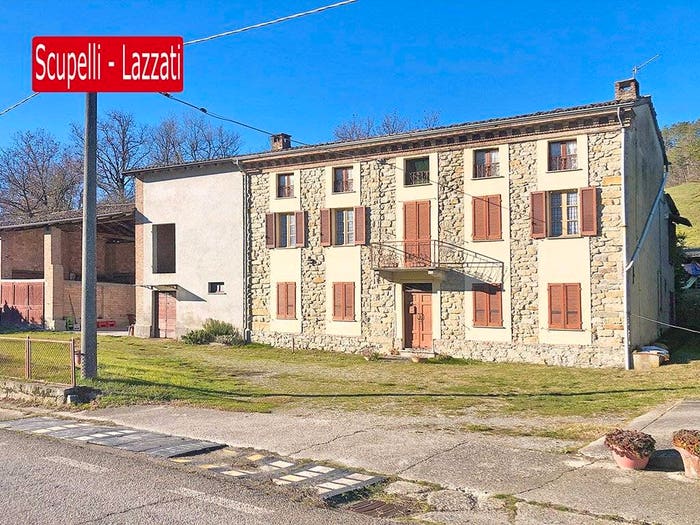 Casa con 6 locali in vendita in Via Costa, Val di Nizza