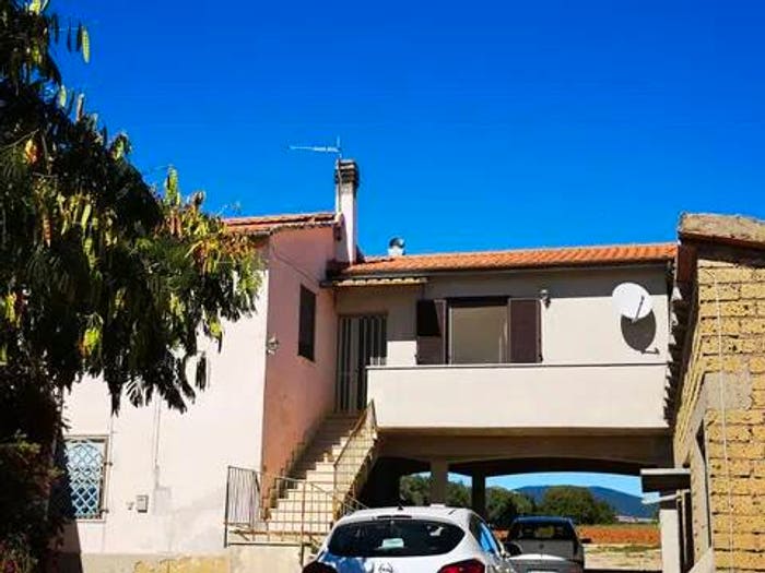 Casa quadrilocale in vendita in Strada Dei Tori No Number, Montalto di Castro