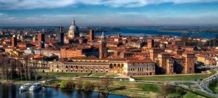 Casa con 6 locali in vendita in Centro, Mantova