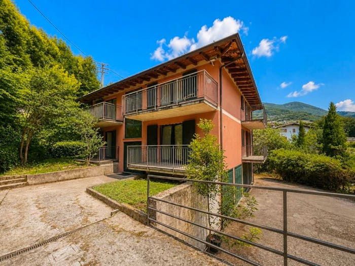 Appartamento quadrilocale in vendita in Via Provinciale, Gazzenda, Adrara San Martino