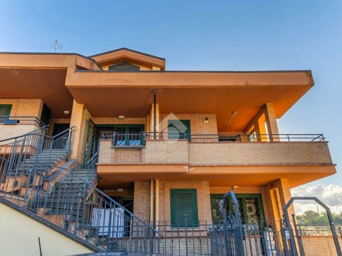 Appartamento trilocale in vendita in Via pietro vannucci, Pichini, Guidonia Montecelio
