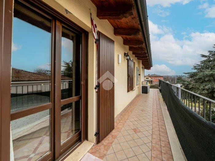 Appartamento trilocale in vendita in V Radici in Piano, Centro, Formigine