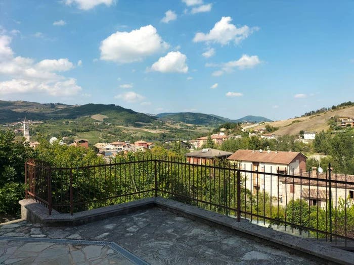 Appartamento trilocale in vendita in Perino via volontari del sangue, Perino, Coli