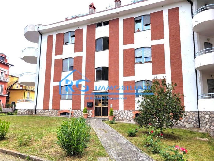 Appartamento trilocale in vendita in Via Orvietana, Centro, Castiglione in Teverina