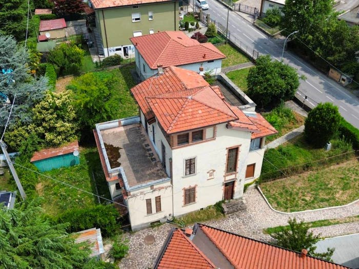 Casa con 6 locali in vendita in Valverde, Bergamo