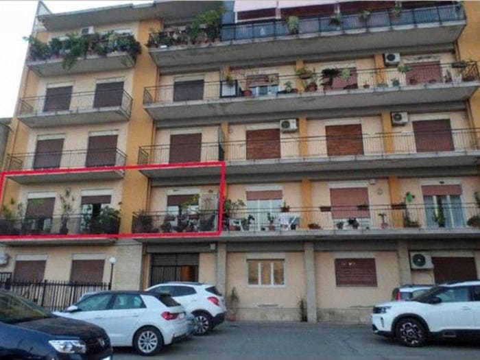 Appartamento con 6 locali in vendita in Via Roccamotore Messina ME Italia, Tremestieri Pistunina, Messina