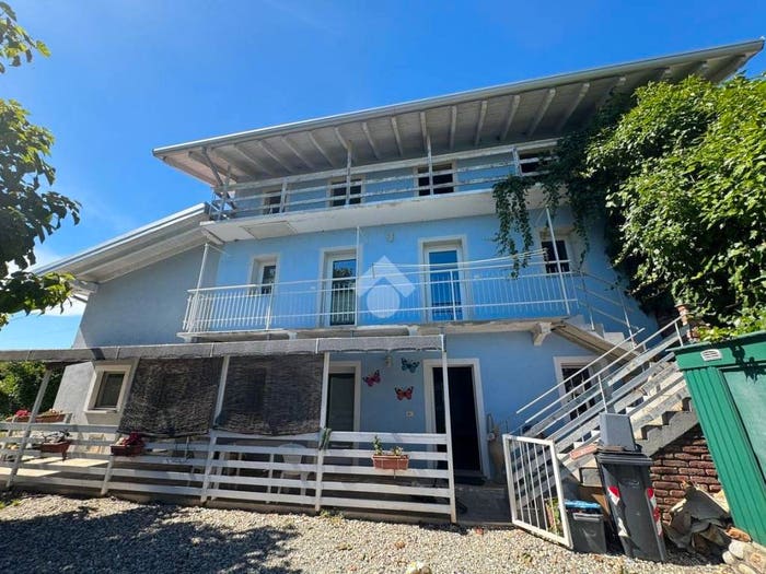 Casa con 6 locali in vendita in Via Merendalunga, Centro, Oleggio