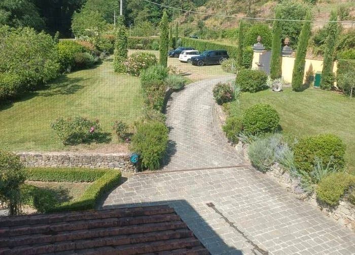 Casa con 6 locali in vendita in Serra, Carmignano