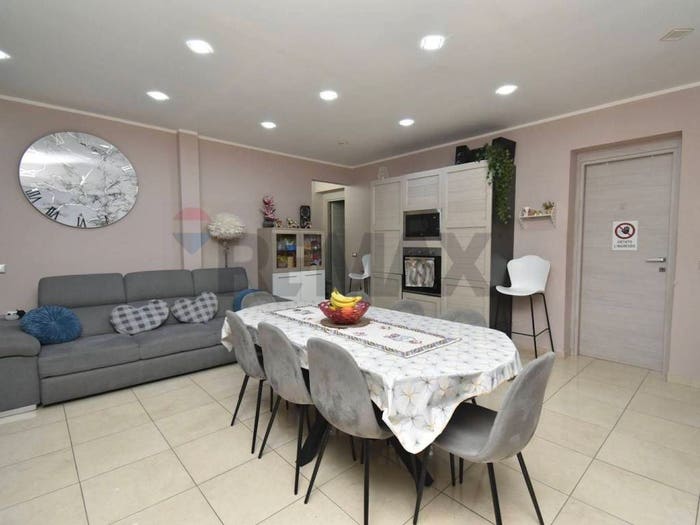 Appartamento trilocale in vendita in Via Giuseppe Missori, Palestro, Catania