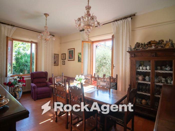 Casa con 6 locali in vendita in Lido, Fano