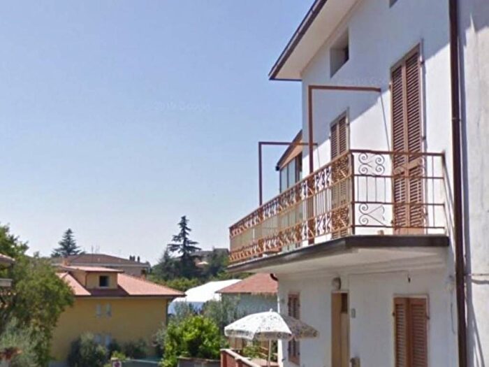 Casa con 6 locali in vendita in Via Firenze, Centro, Mosciano Sant'Angelo