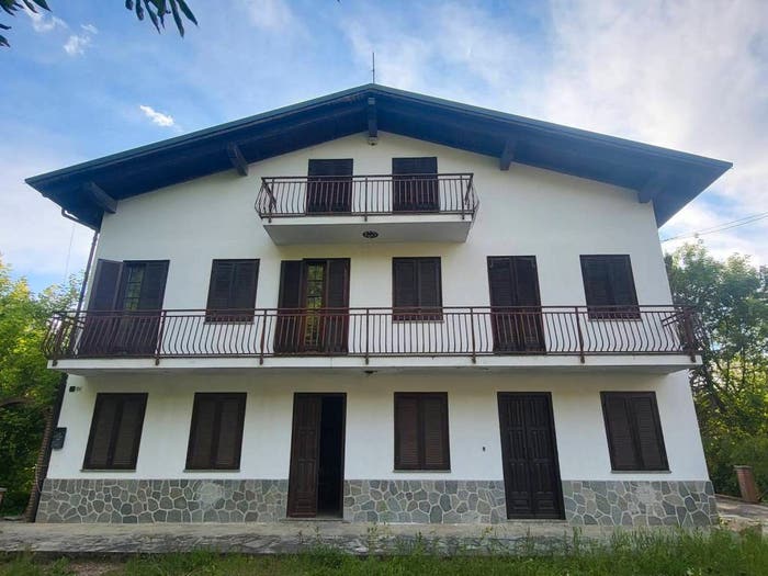 Casa con 5 locali in vendita in Frazione Sant'Anna, Sant'anna, Monteu Roero
