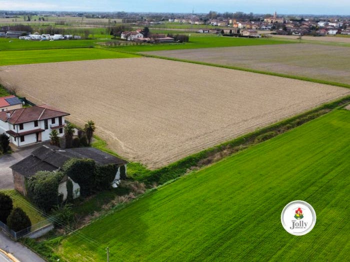 Casa con 6 locali in vendita in Via Fiumicello Argine Destro, Brugine