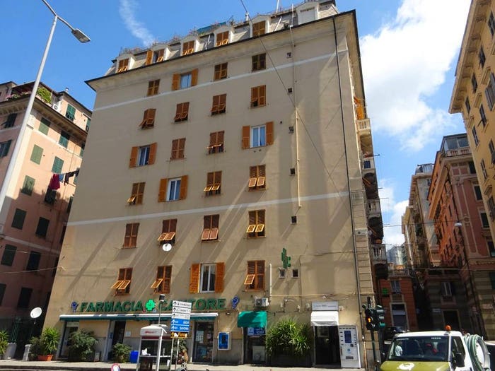 Appartamento trilocale in vendita in Via Gerolamo Pittaluga, Sampierdarena, Genova