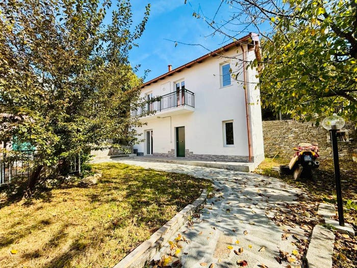 Casa con 6 locali in vendita in Via AIMONE MARTINI, Centro, Bargagli