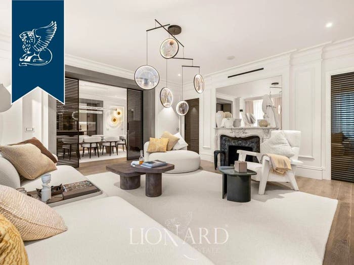 Appartamento con 5 locali in vendita in Borgo Ognissanti Il Prato, Firenze