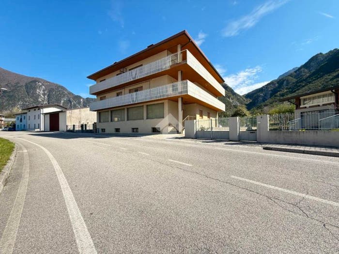 Casa con 6 locali in vendita in Via moggio, Carnia, Venzone