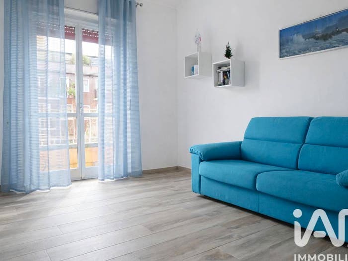 Appartamento trilocale in vendita in Via Giambellino, Giambellino, Milano