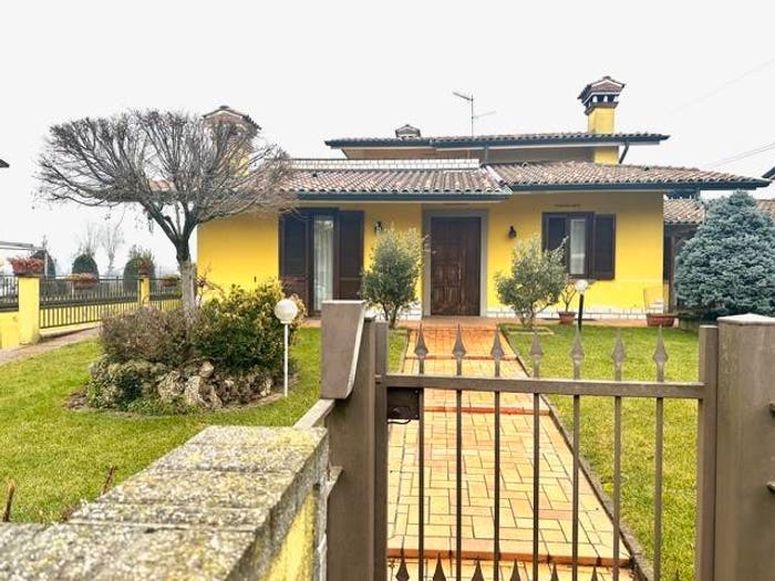 Casa con 6 locali in vendita in Centro, Chiari