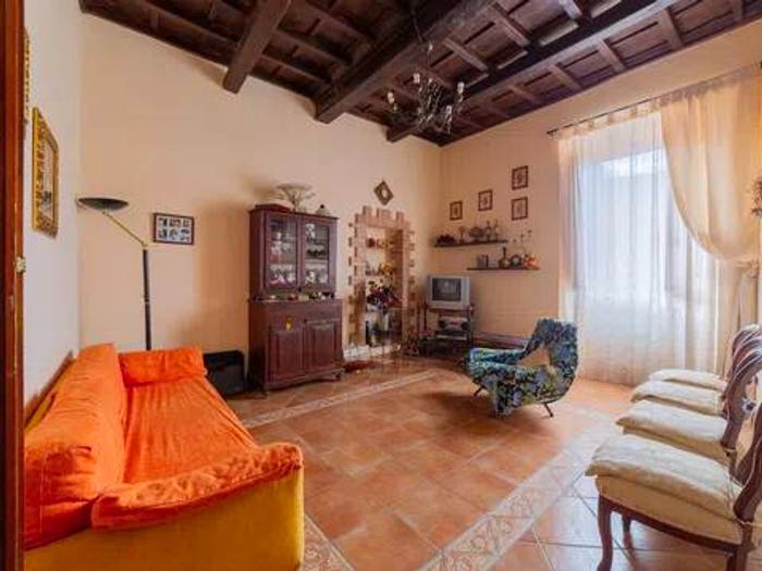 Appartamento trilocale in vendita in Piazza Valeria, Arsoli