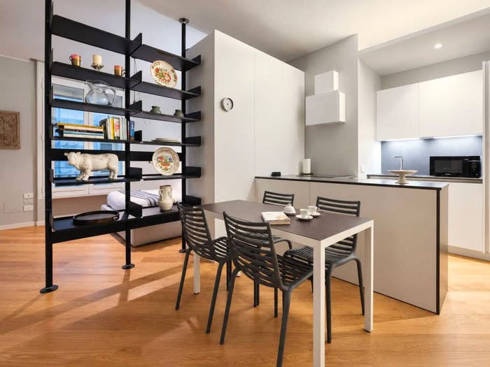 Appartamento monolocale in vendita in Via Uberto Visconti di Modrone, Palestro, Milano