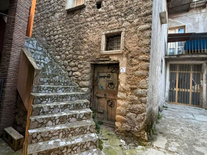 Casa quadrilocale in vendita in Località Cacciano, Cautano
