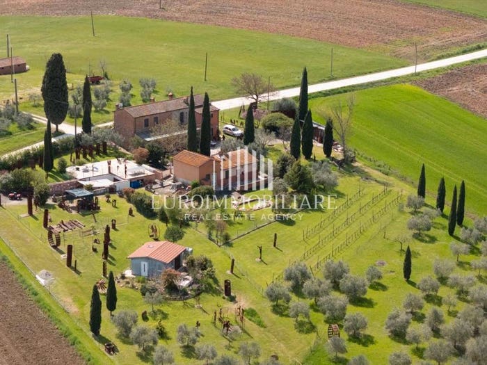 Casa quadrilocale in vendita in Via Belveduto, San Fatucchio, Castiglione del Lago
