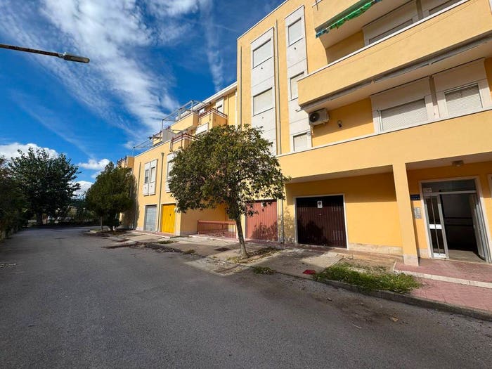 Appartamento trilocale in vendita in Via Perugia, Lido Campomarino, Campomarino
