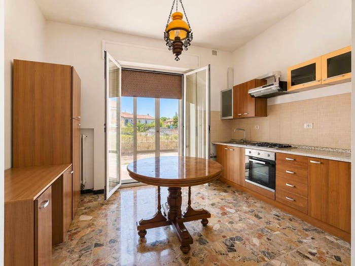 Appartamento quadrilocale in vendita in Via Borghetto di Ripe, Trecastelli