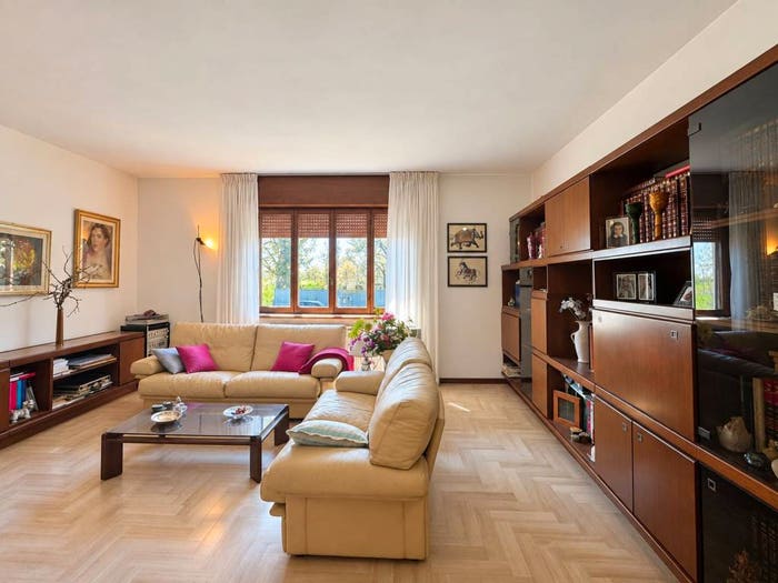 Casa con 6 locali in vendita in Via Caorsana, Caorso