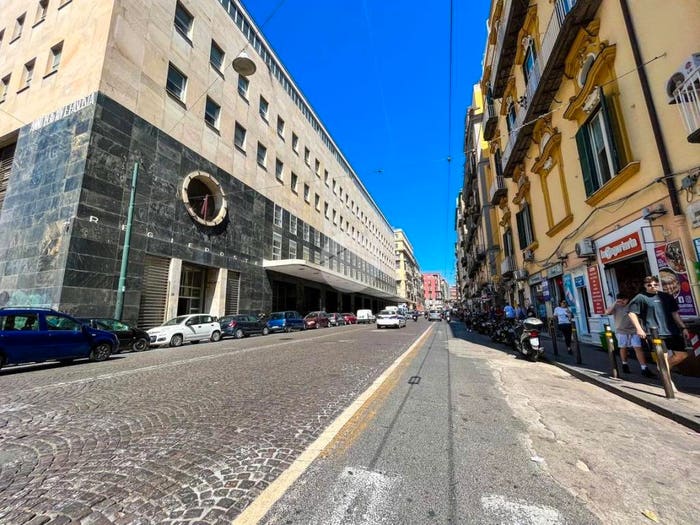 Appartamento con 6 locali in vendita in Vico Freddo A Donnalbina, Centro Storico, Napoli