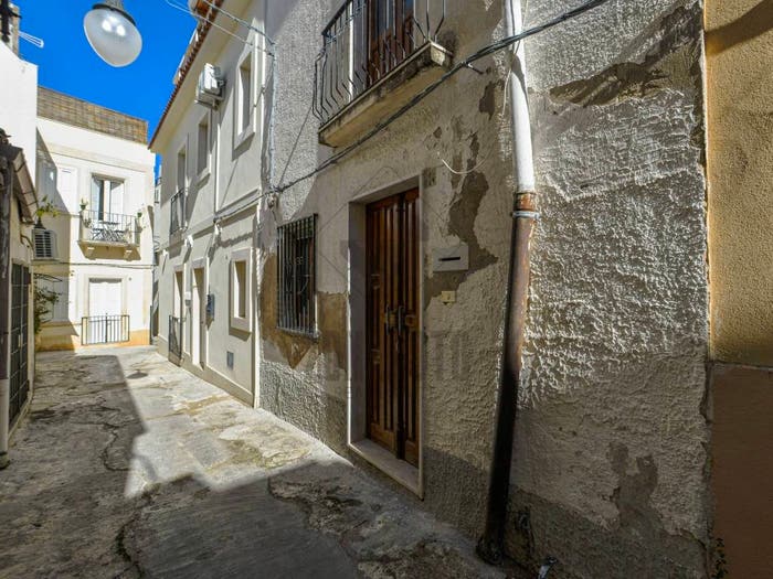 Casa con 5 locali in vendita in Vico Sparviero, Centro, Noto