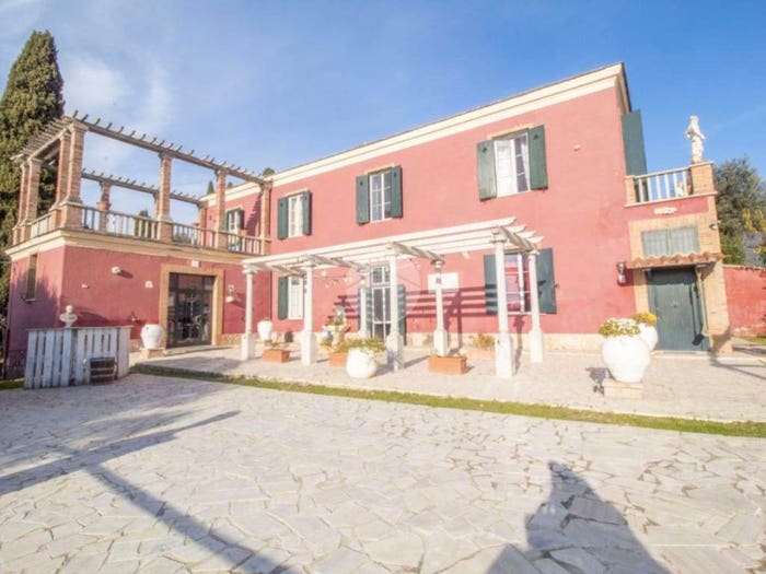 Casa con 6 locali in vendita in Str dei Colli, Centro, Palombara Sabina