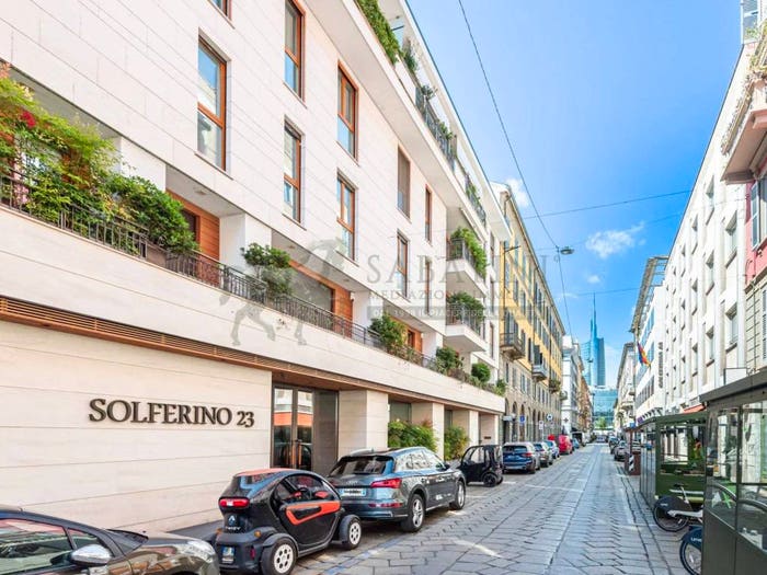 Appartamento trilocale in vendita in Via Solferino, Moscova, Milano