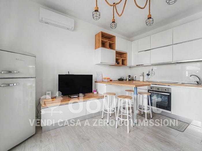 Appartamento trilocale in vendita in Via Umbria, Lu Bagnu, Castelsardo