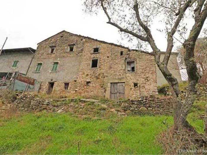 Casa con 6 locali in vendita in Località Groppodalosio Inferiore, Pontremoli