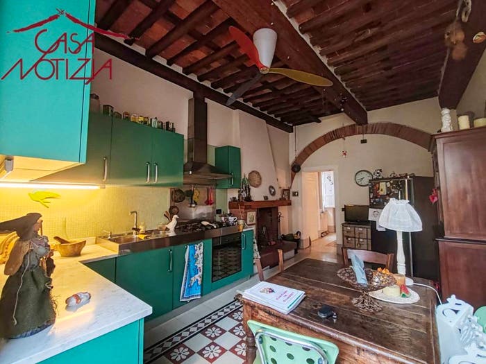 Appartamento con 6 locali in vendita in via san nicolao, Piazza Anfiteatro Torre Guinigi, Lucca