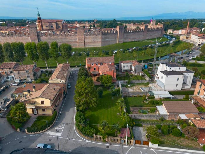 Casa con 6 locali in vendita in Riva del Grappa, Centro, Cittadella