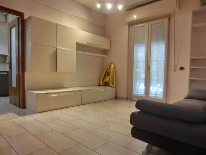 Appartamento trilocale in vendita in Viale Italia, Braila Stazione, Lodi