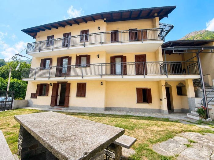 Appartamento quadrilocale in vendita in Località Centro, Vocca