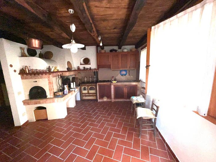Casa con 5 locali in vendita in Via Cavion, Torrebelvicino