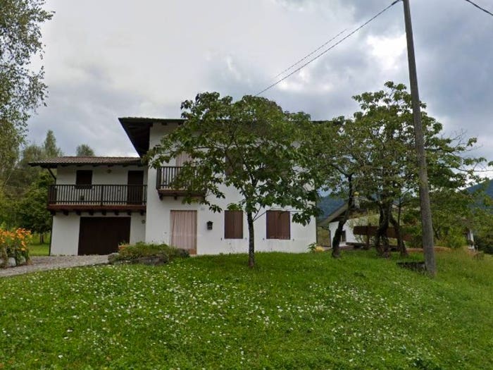 Casa con 6 locali in vendita in Via Valmorel, Limana