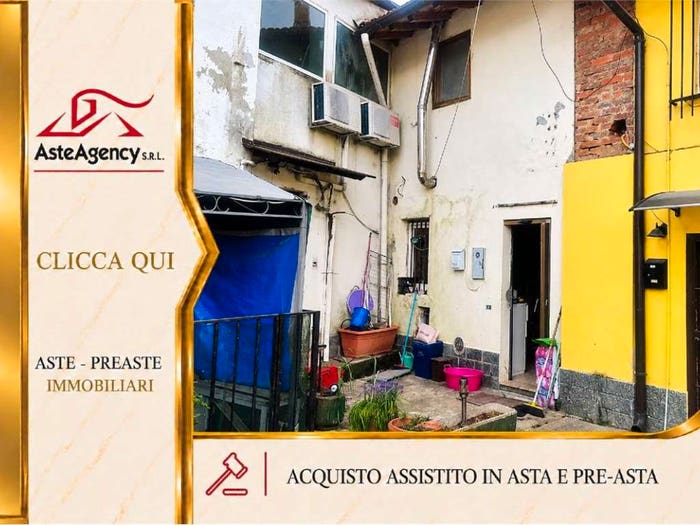 Casa bilocale in vendita in Via A Manzoni, Casirate Olona, Lacchiarella