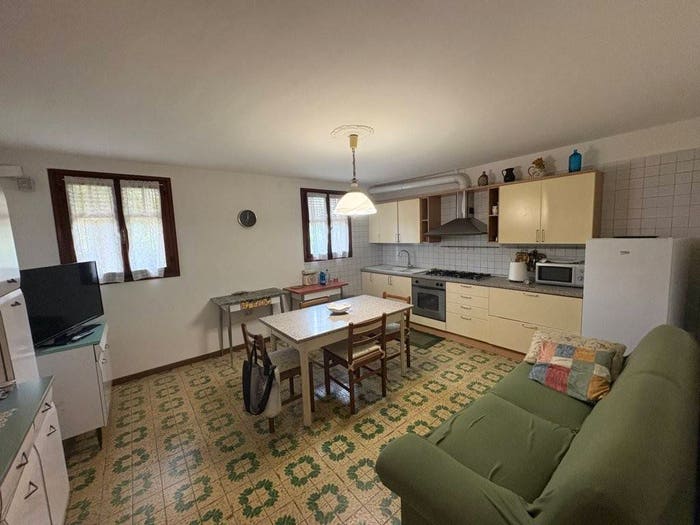 Casa con 6 locali in vendita in Via Lago di Varano, Oriago, Mira